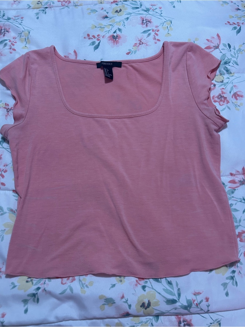 Forever 21 Scoop Neck Tee in Dusty Pink
